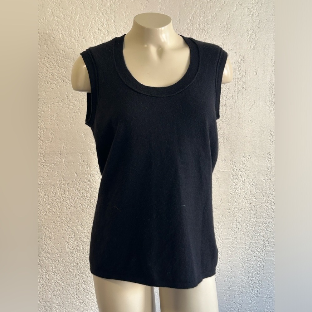 MAGASCHONI 100% cashmere black sleeveless top LARGE as is ( few holes )